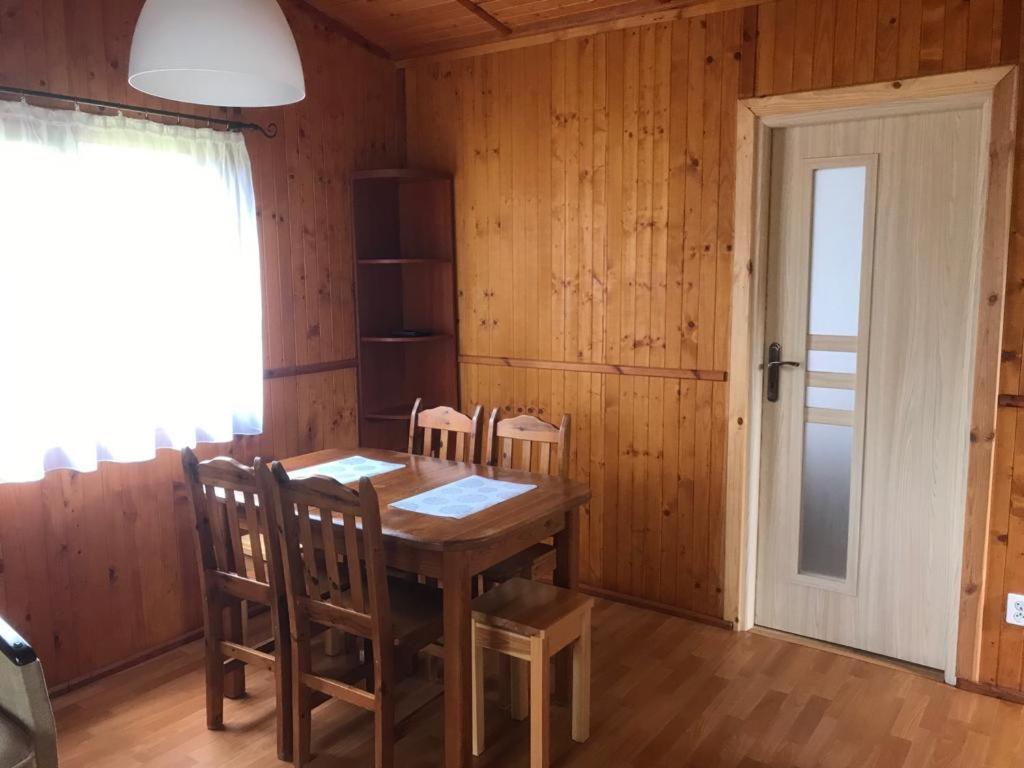 Sielska Chatka Chlopy Sarbinowo Buitenkant foto